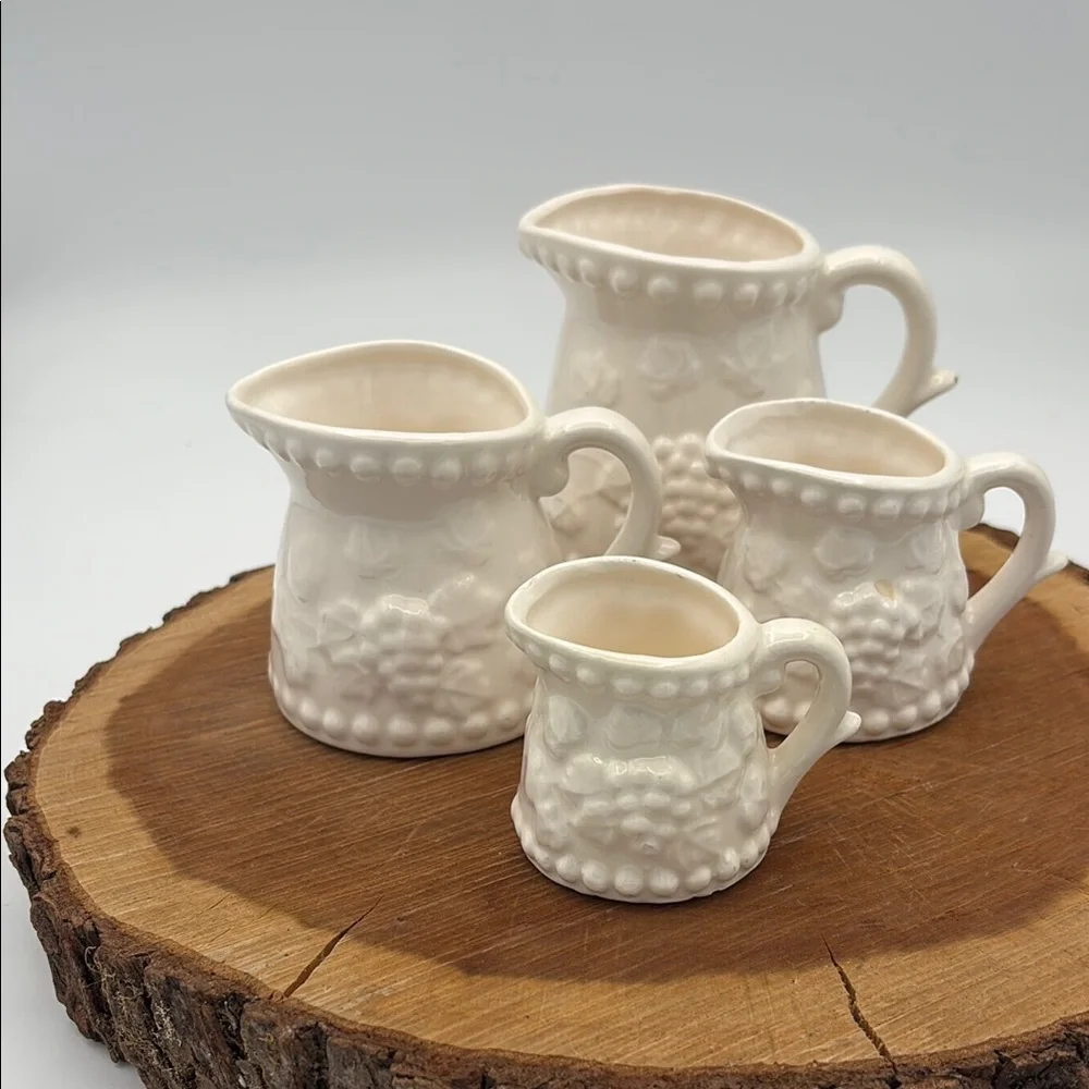 VTG Enesco Japan Ceramic‎ Measuring Cups Set of 4